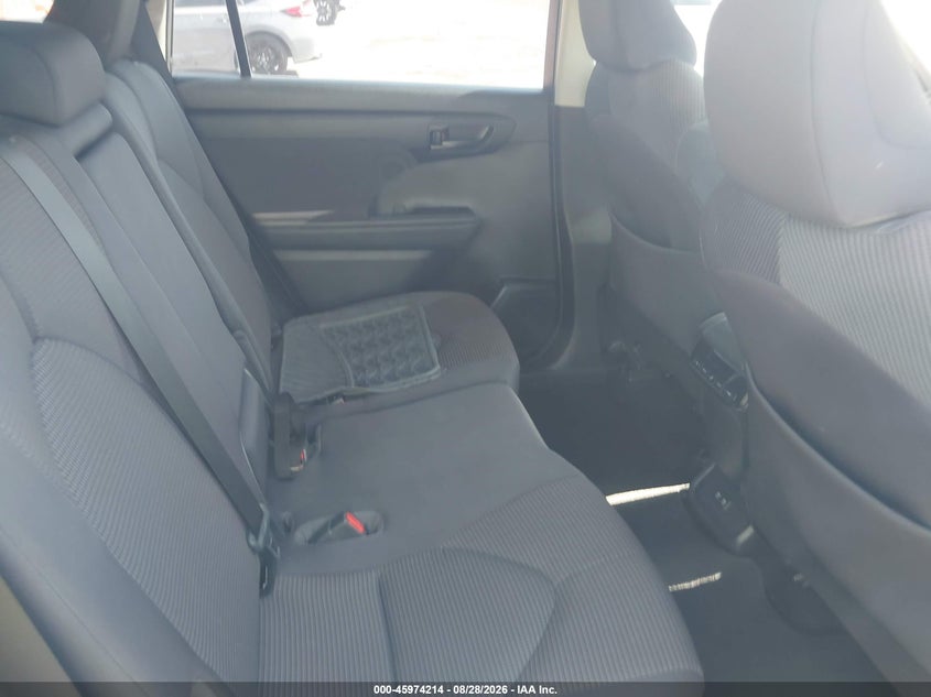 2021 Toyota Highlander VIN 5TDCZRAH0MS033935 IAAI salvage auction — LEFT FRONT, Salvage (California), sold $10,550 on 2026-10-12 (photo 8)