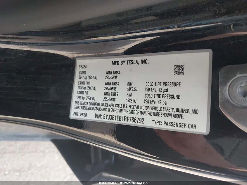 2024 Tesla Model 3 VIN 5YJ3E1EB1RF786792 IAAI salvage auction — FRONT END, Wait Title, sold $16,550 on 2026-09-17 (photo 9)