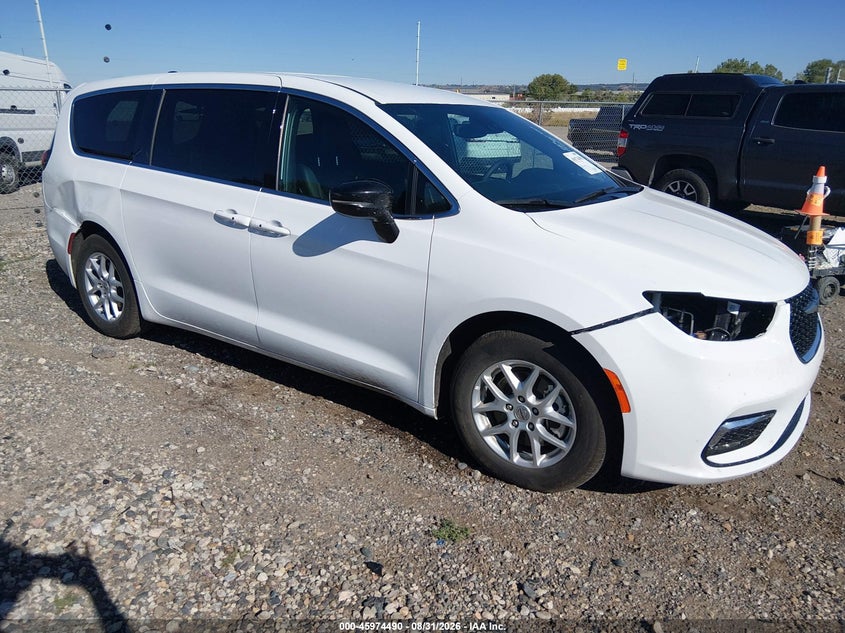 2025 Chrysler Pacifica VIN 2C4RC1BG1SR526385 — IAAI salvage auction photo