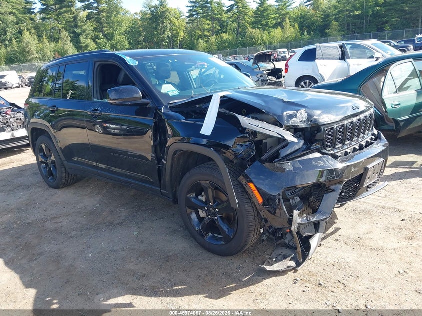 2024 Jeep Grand cherokee VIN 1C4RJHBG0R8605423 — IAAI salvage auction photo