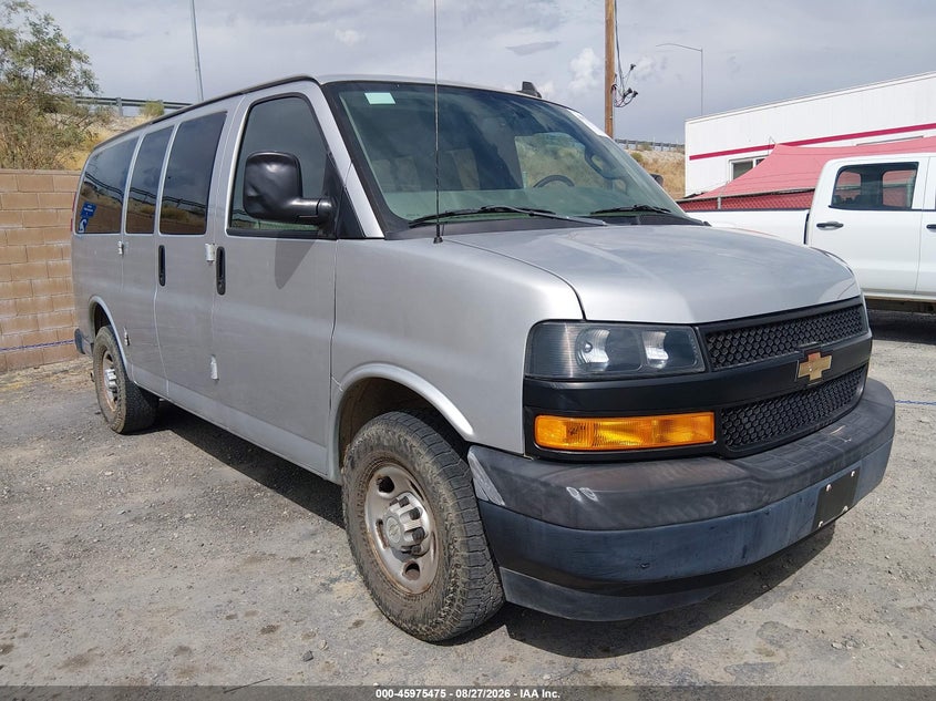 2018 Chevrolet Express 2500 VIN 1GAWGEFG6J1284097 — IAAI salvage auction photo