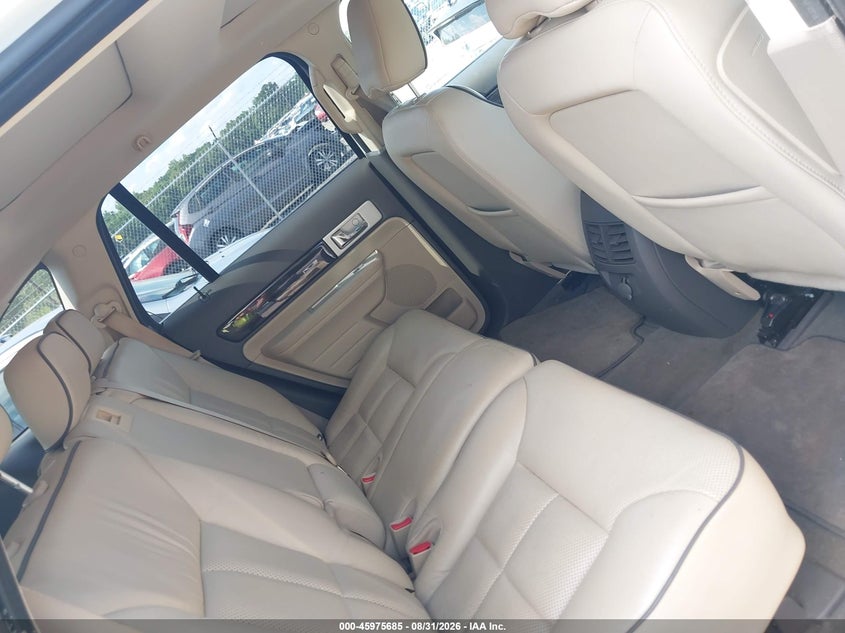 2009 Lincoln Mkx VIN 2LMDU88C09BJ00890 IAAI salvage auction — FRONT END, Salvage (South Carolina), sold $0 on 2026-10-03 (photo 8)