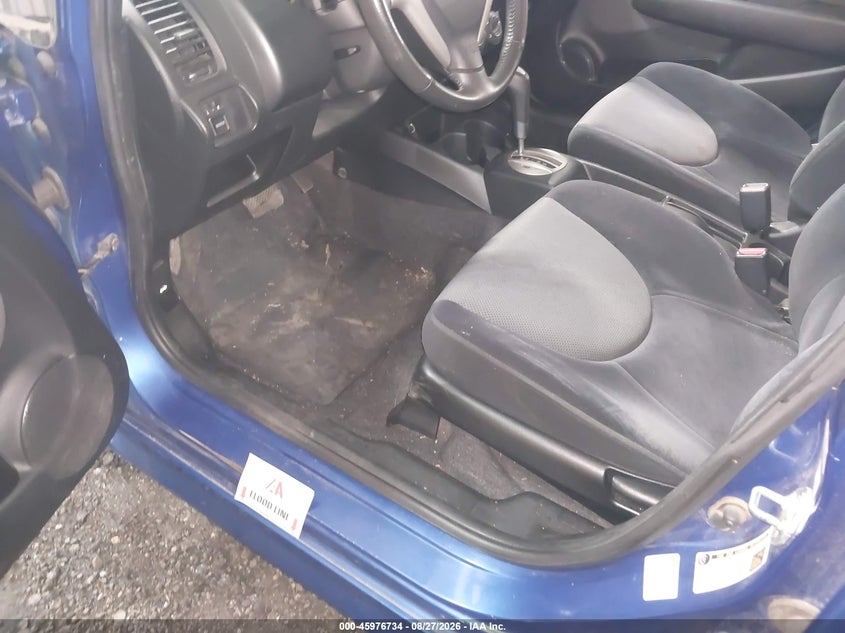 2007 Honda Fit VIN JHMGD38667S016844 IAAI salvage auction — WATER/FLOOD, Clear, sold $1,250 on 2026-10-03 (photo 6)