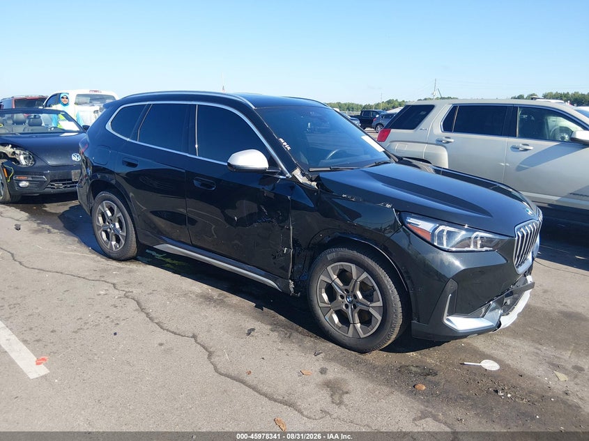 2023 BMW X1 VIN WBX73EF03P5W00733 — IAAI salvage auction photo