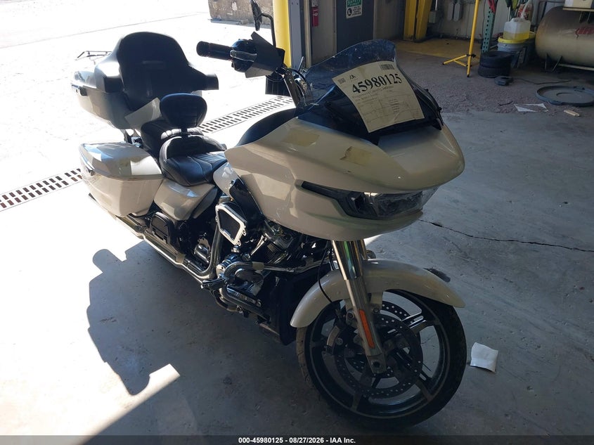 2024 Harley-Davidson Road Glide VIN 1HD1KH718RB647838 — IAAI salvage auction photo