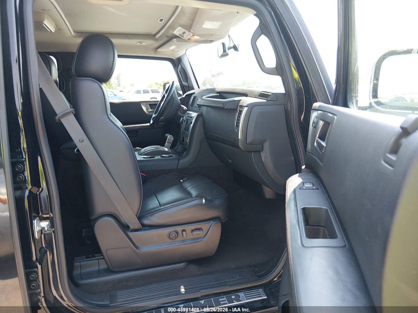 2009 Hummer H2 VIN 5GRGN832X9H103080 IAAI salvage auction — NORMAL WEAR, Original (Texas), sold $5,100 on 2026-09-30 (photo 5)