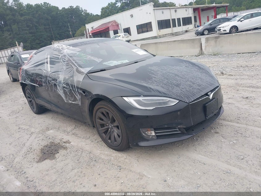 2018 Tesla Model s VIN 5YJSA1E2XJF273374 — IAAI salvage auction photo