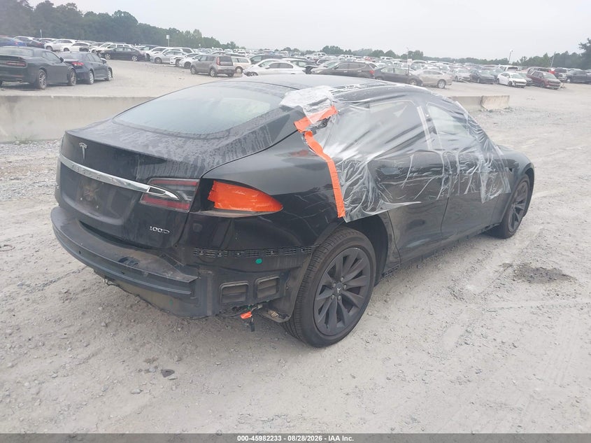 2018 Tesla Model s VIN 5YJSA1E2XJF273374 IAAI salvage auction — ALL OVER, Wait Title, sold $7,000 on 2026-10-10 (photo 4)