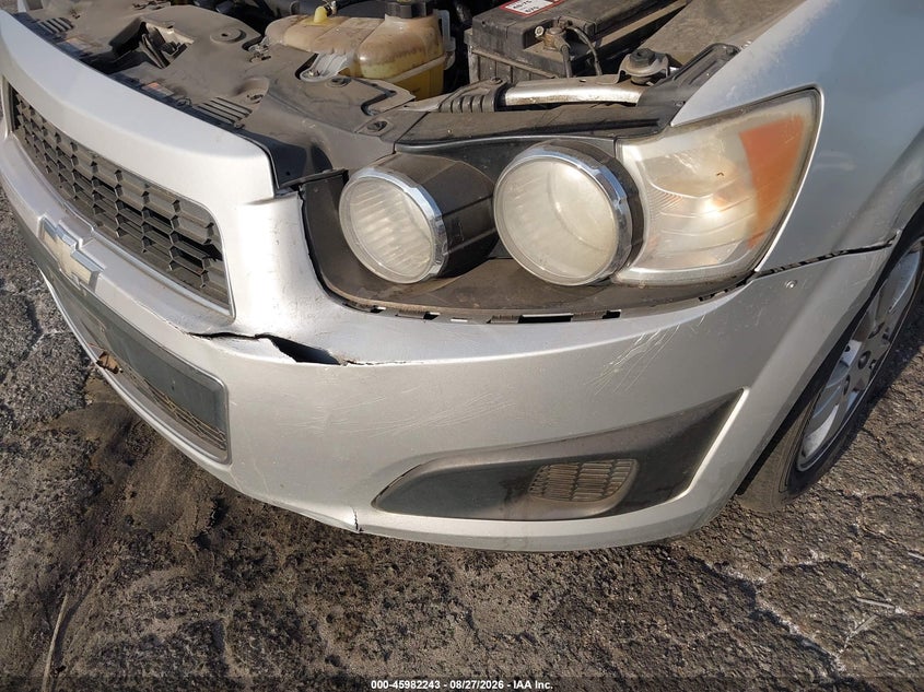 2013 Chevrolet SONIC VIN 1G1JC6SH5D4175305 IAAI salvage auction — NORMAL WEAR, App For Dup Clear (California), sold $250 on 2026-09-27 (photo 6)