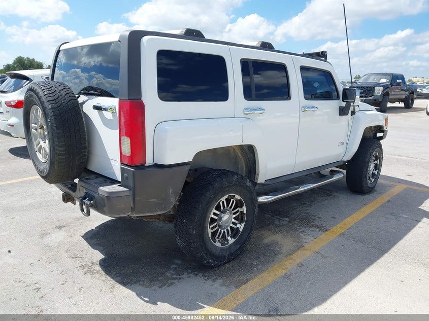 2007 Hummer H3 VIN 5GTDN13E378136577 IAAI salvage auction — NORMAL WEAR, Clear (Texas), sold $1,500 on 2026-10-01 (photo 4)