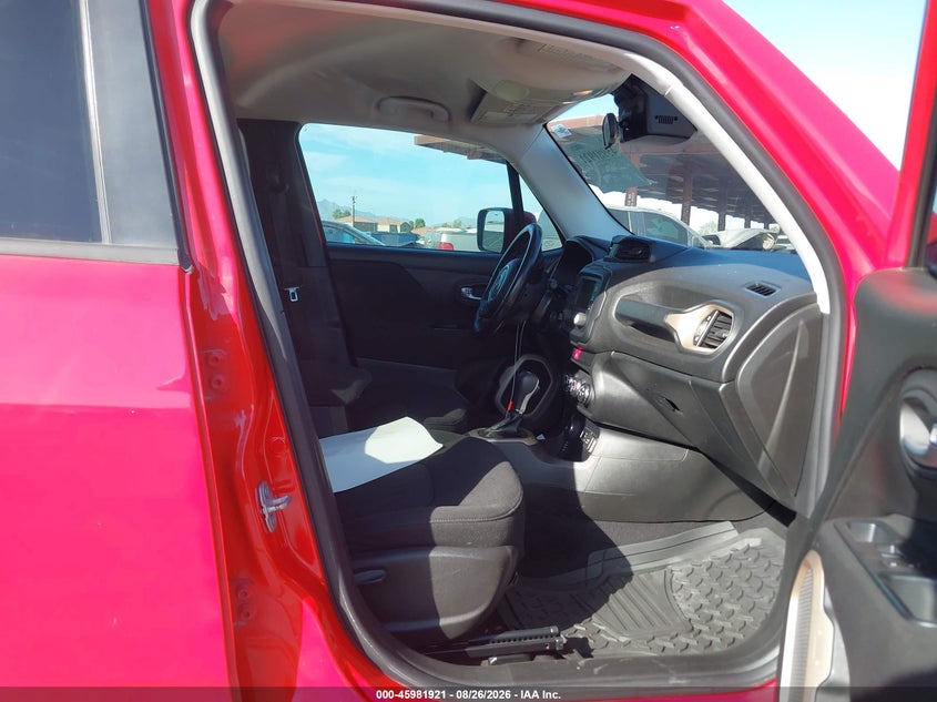 2016 Jeep Renegade VIN ZACCJBBT8GPD51532 IAAI salvage auction — NORMAL WEAR, Clear-Dealer Only (Arizona), sold $2,425 on 2026-09-08 (photo 5)