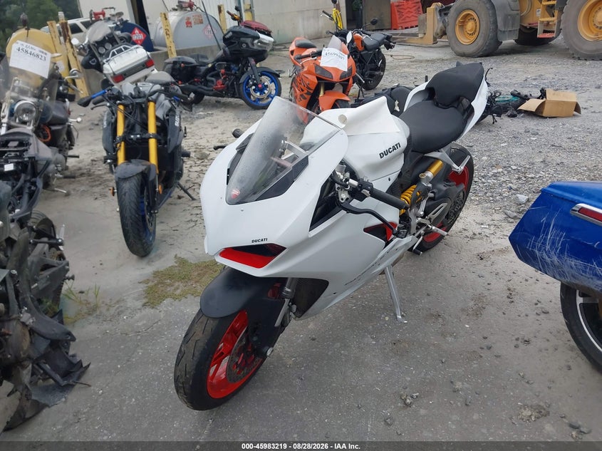 2023 Ducati Panigale VIN ZDMHAATW7PB010873 IAAI salvage auction — FRONT END, Wait Title, sold $7,150 on 2026-10-13 (photo 2)