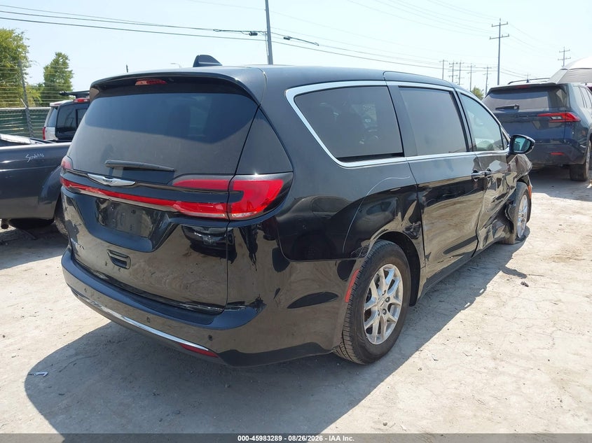 2025 Chrysler Pacifica VIN 2C4RC1BG6SR569653 IAAI salvage auction — RIGHT SIDE, Salvage Title, sold $12,500 on 2026-09-11 (photo 4)