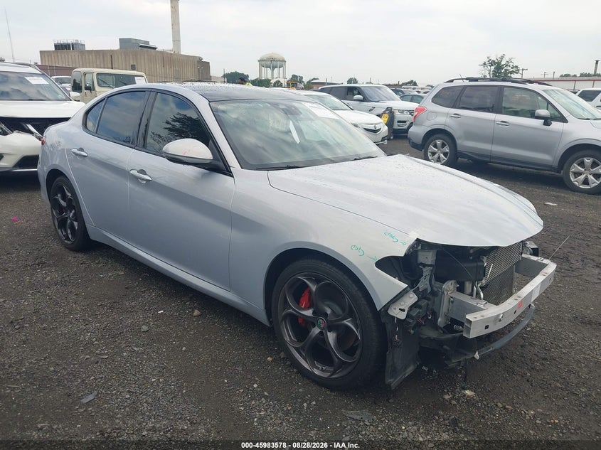2020 Alfa romeo Giulia VIN ZARFANBN3L7633817 — IAAI salvage auction photo