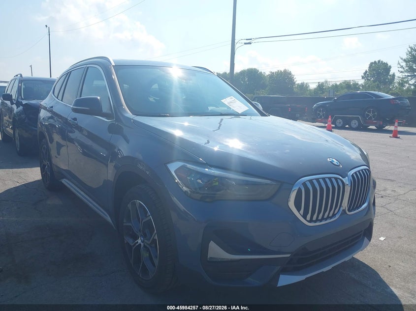 2020 BMW X1 VIN WBXJG9C08L3L91176 — IAAI salvage auction photo