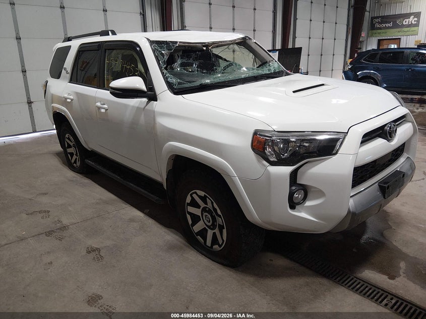 2020 Toyota 4runner VIN JTEBU5JR8L5797091 — IAAI salvage auction photo