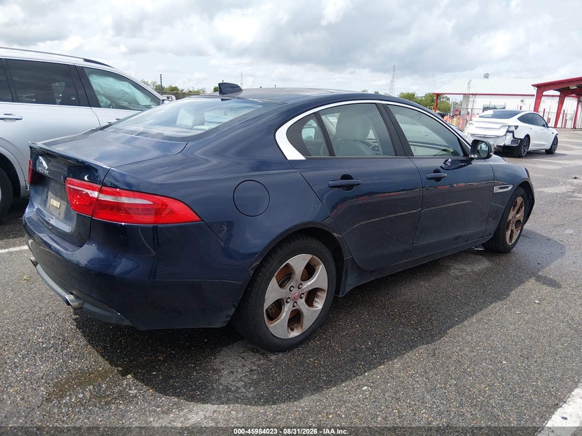 2017 Jaguar Xe VIN SAJAR4BG0HA971924 IAAI salvage auction — NORMAL WEAR, Clear (Louisiana), sold $450 on 2026-09-28 (photo 4)