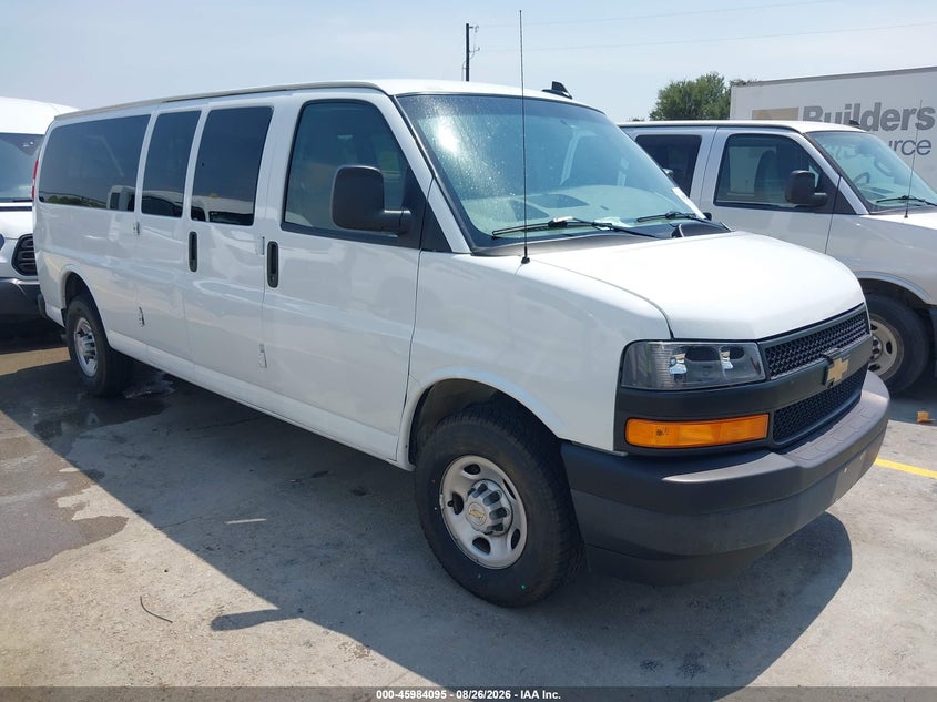 2024 Chevrolet Express 2500 VIN 1GAZGNFP8R1210849 — IAAI salvage auction photo