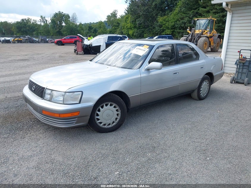 1990 Lexus LS VIN JT8UF11E8L0044217 IAAI salvage auction — Front End, Salvage, sold $1,275 on 2026-10-19 (photo 2)