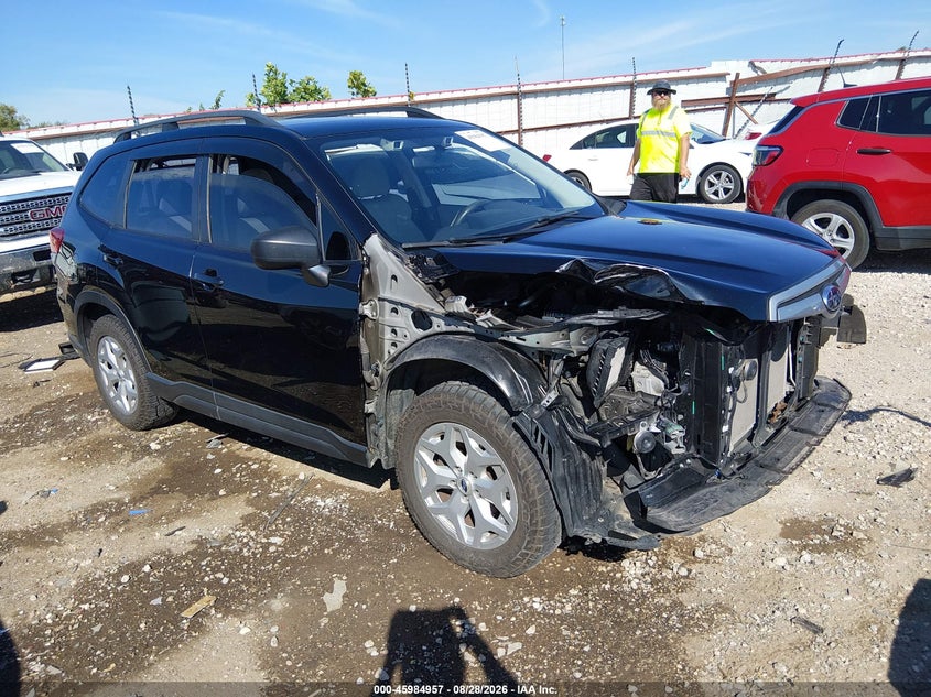 2019 Subaru Forester VIN JF2SKACC0KH573078 IAAI salvage auction — FRONT END, Wait Title, sold $2,100 on 2026-09-30 (photo 1)