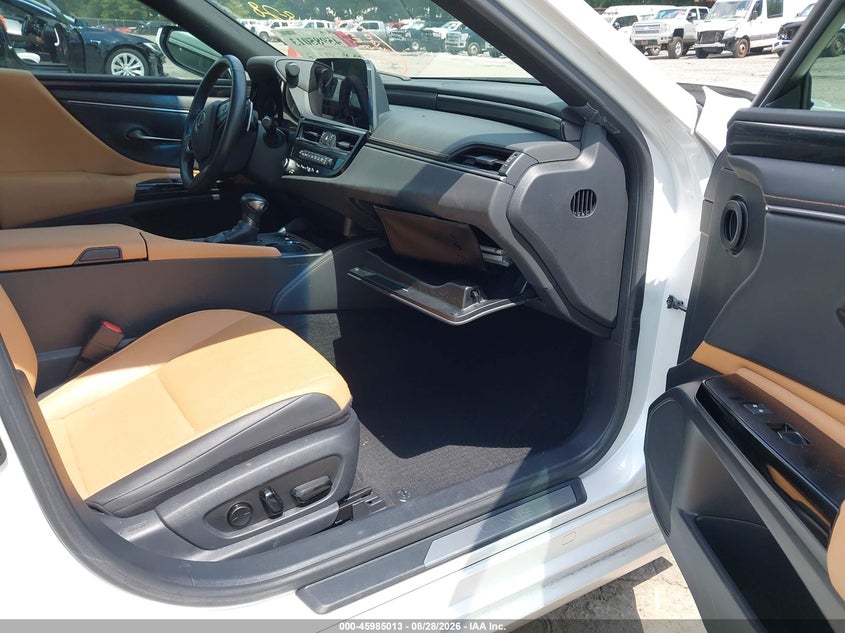 2023 Lexus ES VIN 58ACZ1B17PU153190 IAAI salvage auction — SIDE, Wait Title, sold $20,150 on 2026-10-14 (photo 5)