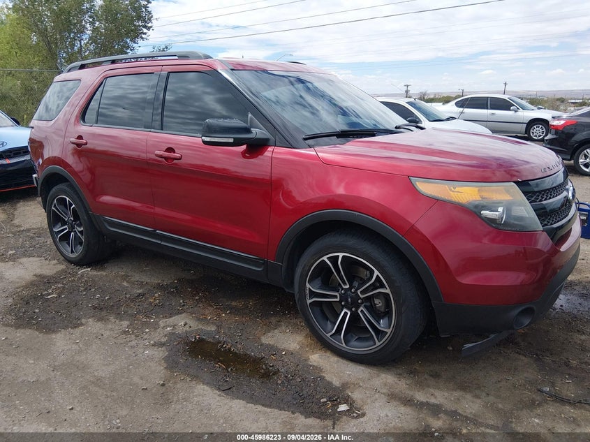 2015 Ford Explorer VIN 1FM5K8GT2FGB66739 IAAI salvage auction — REAR END, Salvage Title, sold $2,325 on 2026-10-03 (photo 1)