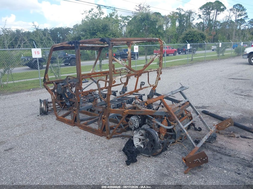 2023 Can-am/ brp Traxter VIN 3JBUBAP45PK003444 IAAI salvage auction — EXTERIOR BURN, Clear (Florida), sold $25 on 2026-09-29 (photo 3)