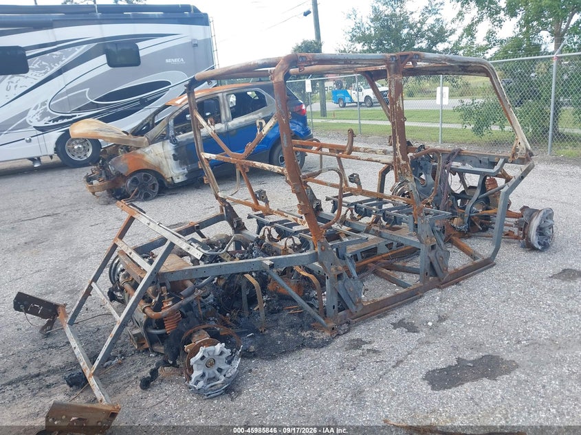 2023 Can-am/ brp Traxter VIN 3JBUBAP45PK003444 IAAI salvage auction — EXTERIOR BURN, Clear (Florida), sold $25 on 2026-09-29 (photo 4)