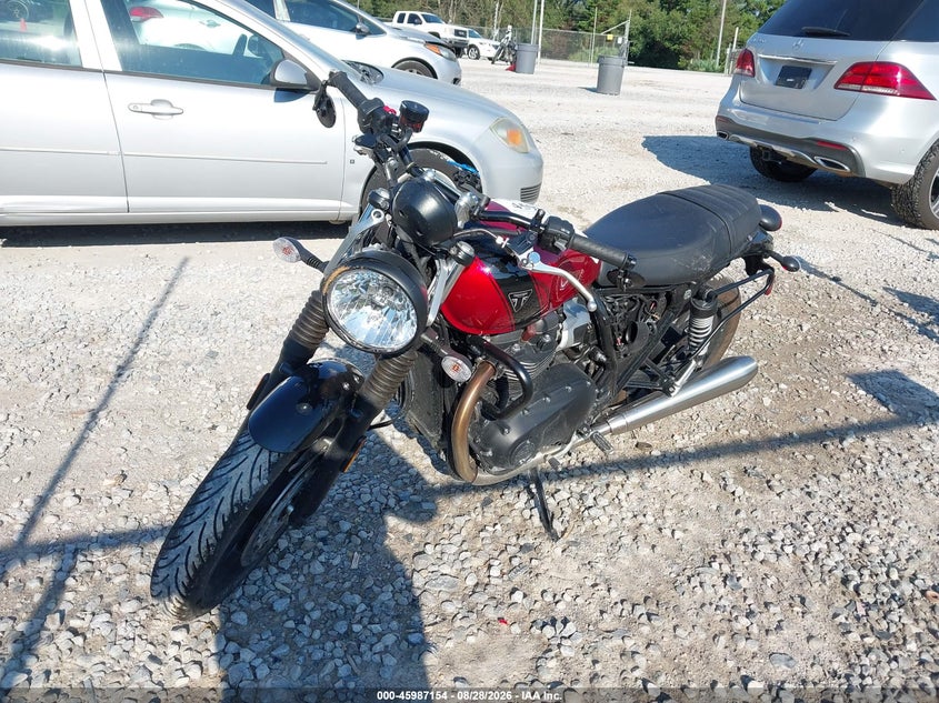 2024 Triumph motorcycle Speed twin VIN SMTD31G79RTBN6488 IAAI salvage auction — FRONT END, Salvage (Alabama), sold $2,200 on 2026-10-06 (photo 2)