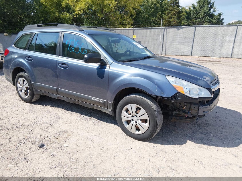 2013 Subaru Outback VIN 4S4BRCAC3D3320230 IAAI salvage auction — NORMAL WEAR, Salvage (Wisconsin), sold $400 on 2026-09-15 (photo 1)