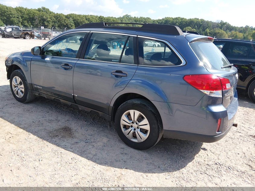 2013 Subaru Outback VIN 4S4BRCAC3D3320230 IAAI salvage auction — NORMAL WEAR, Salvage (Wisconsin), sold $400 on 2026-09-15 (photo 3)