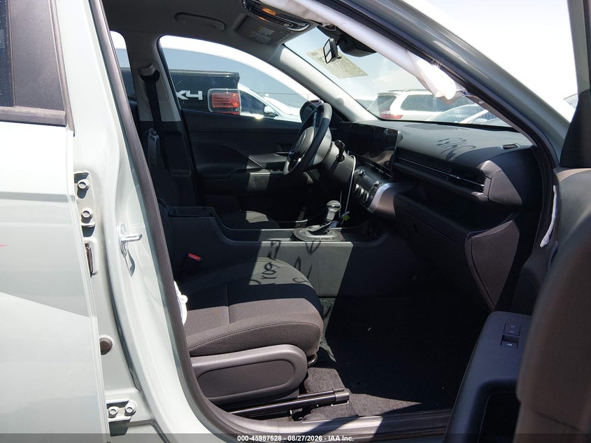 2026 Hyundai Kona VIN KM8HA3AB6TU413292 IAAI salvage auction — SIDE, Salvage Title, sold $7,400 on 2026-10-07 (photo 5)
