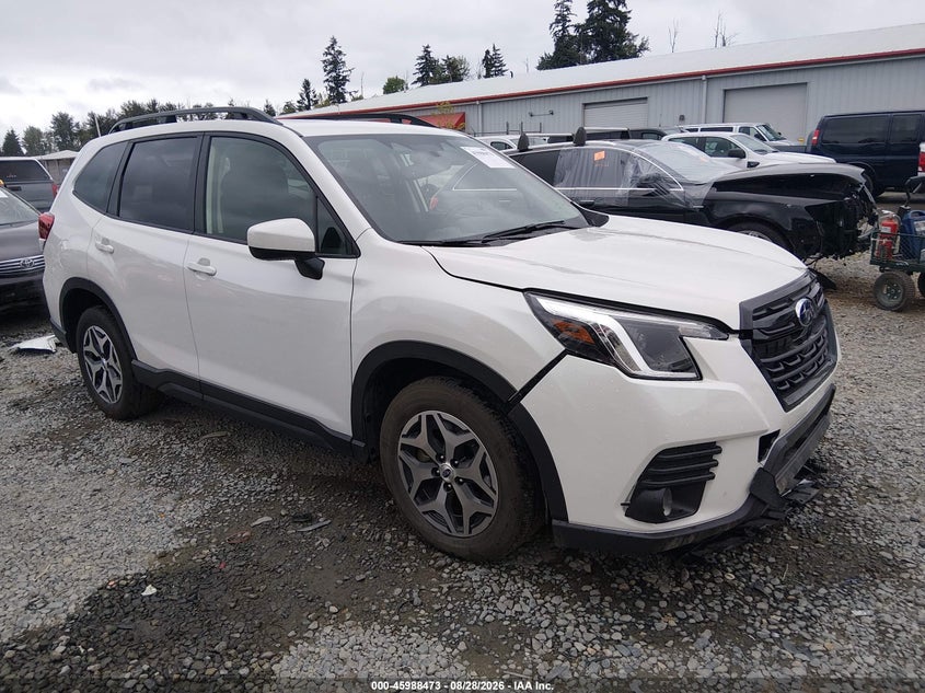 2024 Subaru Forester VIN JF2SKADC9RH471433 — IAAI salvage auction photo