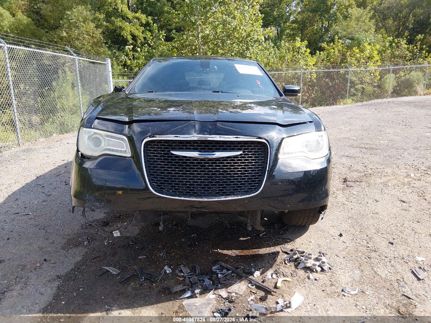 2015 Chrysler 300 VIN 2C3CCABG9FH872691 IAAI salvage auction — FRONT & REAR, Salvage (Mississippi), sold $875 on 2026-09-27 (photo 6)