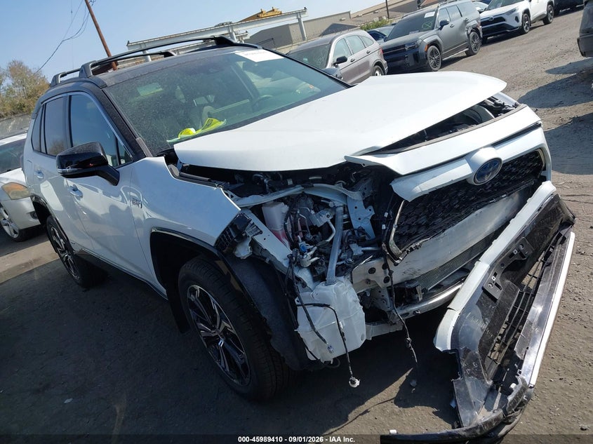 2024 Toyota Rav 4 VIN JTMEB3FVXRD197575 IAAI salvage auction — RIGHT FRONT, Wait Title, sold $17,500 on 2026-09-30 (photo 1)
