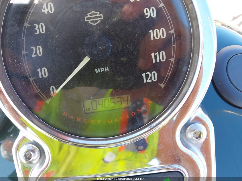 2016 Harley-davidson Switchback VIN 1HD1GZM10GC305920 IAAI salvage auction — LEFT SIDE, Wait Title, sold $850 on 2026-09-26 (photo 7)