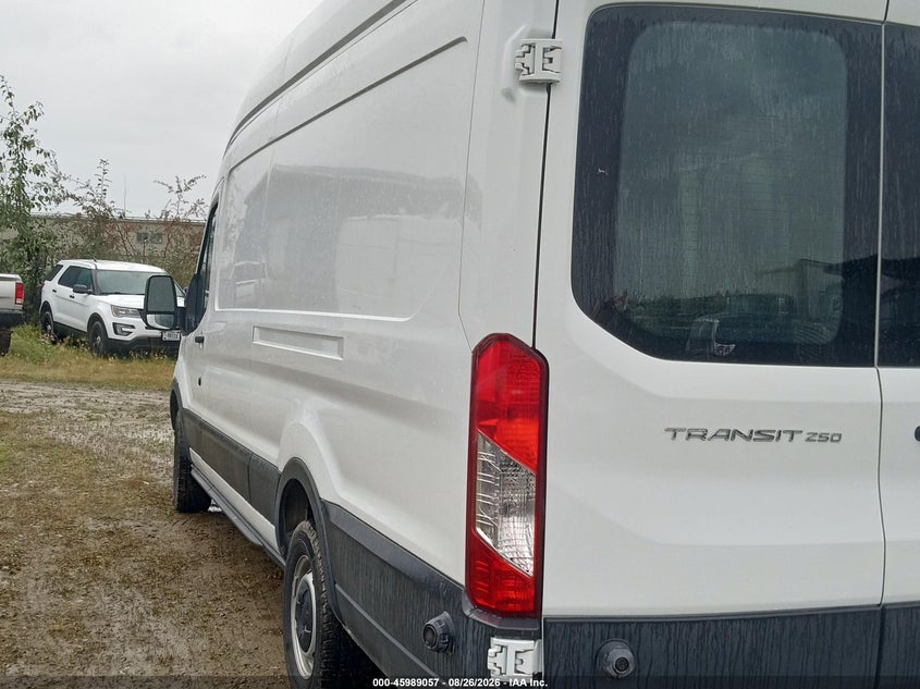 2018 Ford Transit-250 VIN 1FTYR3XM2JKB07253 IAAI salvage auction — NORMAL WEAR, Sf97 (Alaska), sold $16,425 on 2026-09-08 (photo 3)