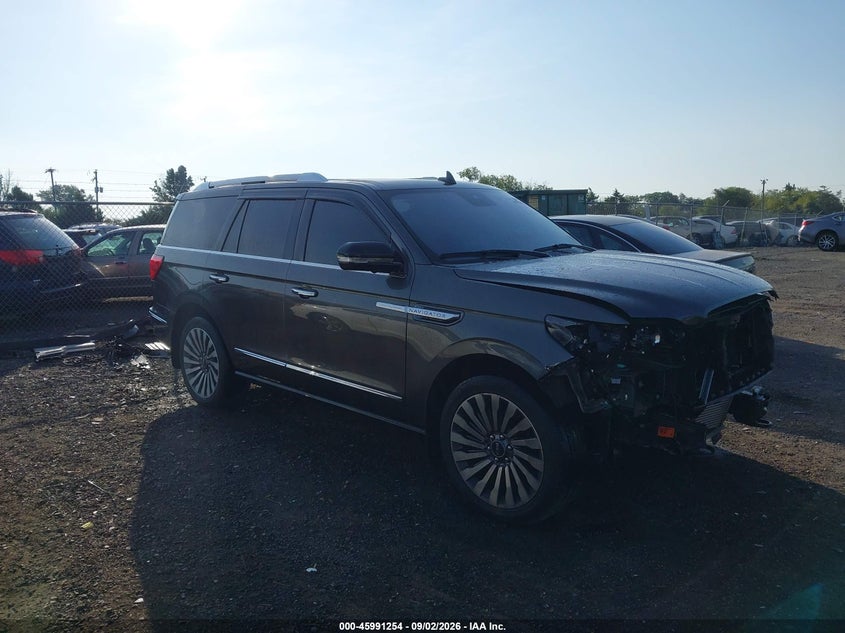 2018 Lincoln Navigator VIN 5LMJJ2LT1JEL10593 — IAAI salvage auction photo