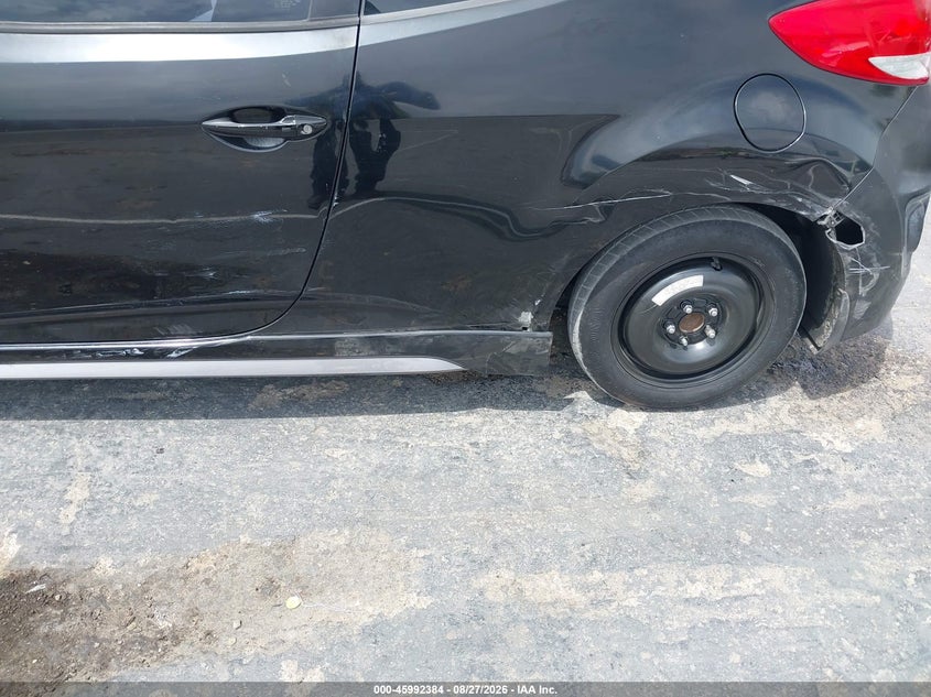 2014 Hyundai Veloster VIN KMHTC6AE1EU208191 IAAI salvage auction — FRONT & REAR, Wait Title, sold $875 on 2026-10-09 (photo 6)