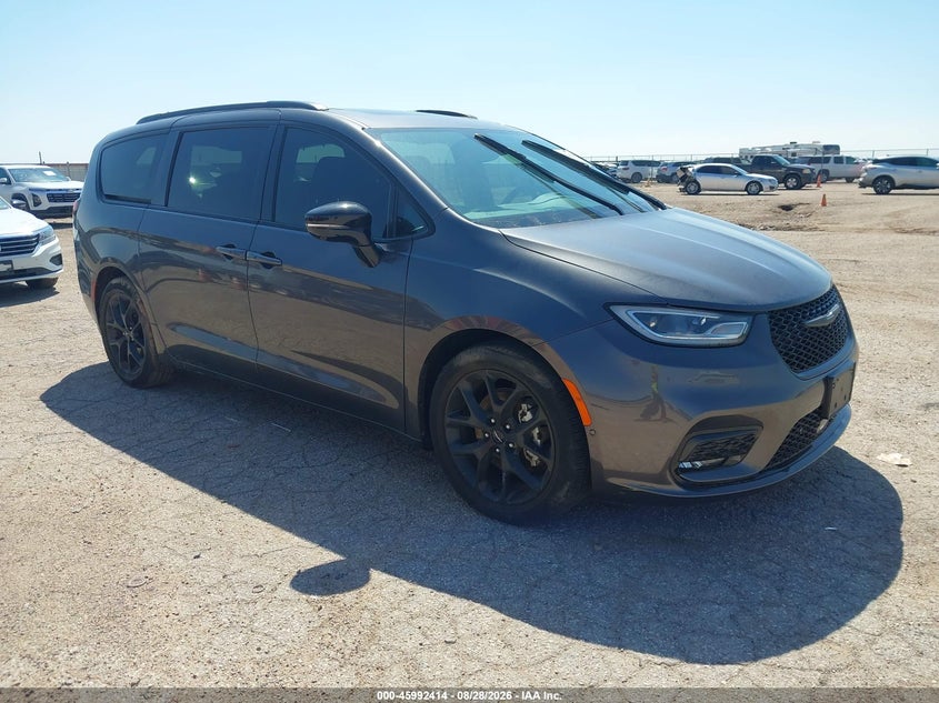 2023 Chrysler Pacifica VIN 2C4RC1GG6PR594889 — IAAI salvage auction photo