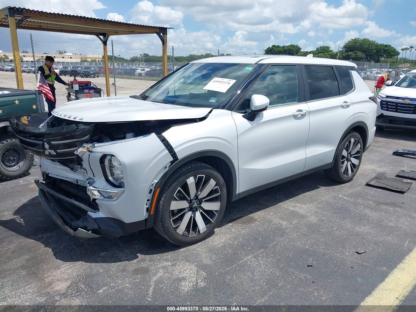 2025 Mitsubishi Outlander VIN JA4J3VA85SZ025899 IAAI salvage auction — FRONT END, Salvage Title, sold $12,100 on 2026-10-15 (photo 2)