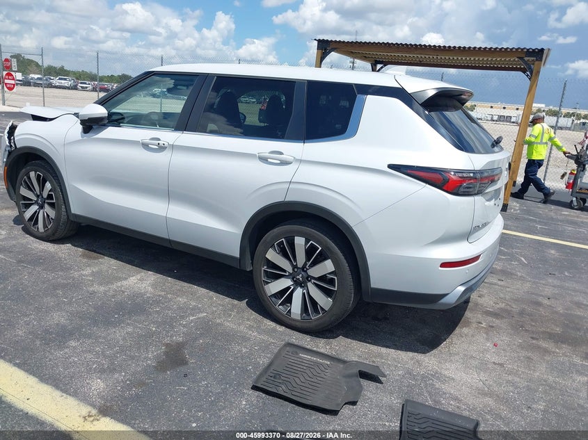 2025 Mitsubishi Outlander VIN JA4J3VA85SZ025899 IAAI salvage auction — FRONT END, Salvage Title, sold $12,100 on 2026-10-15 (photo 3)