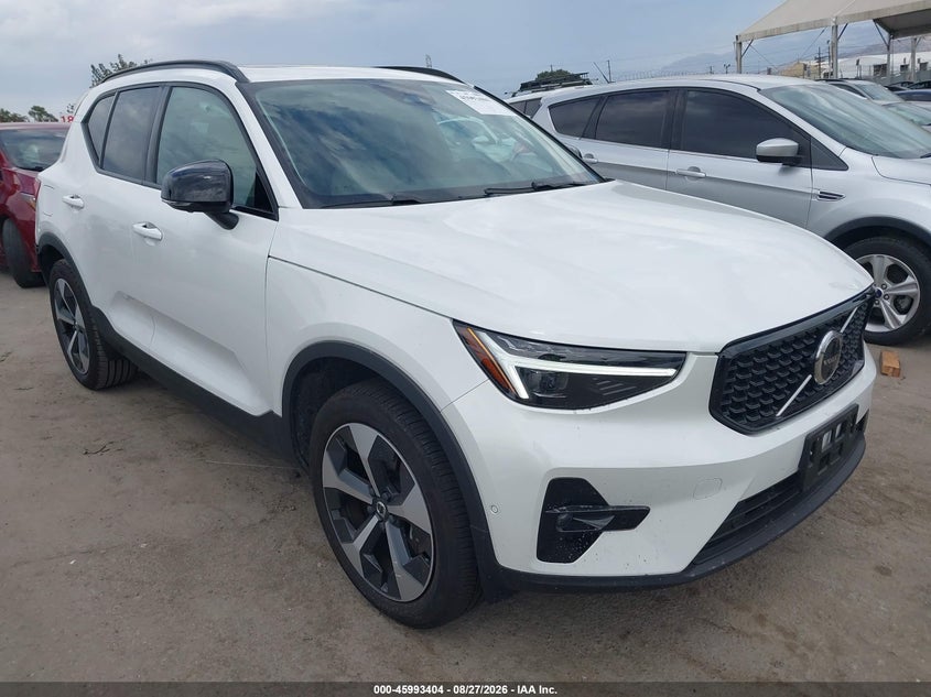 2025 Volvo Xc40 VIN YV4L12UC7S2608080 — IAAI salvage auction photo