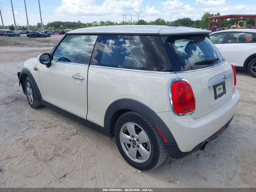 2015 Mini Hard top VIN WMWXM5C53F3B34564 IAAI salvage auction — RIGHT FRONT, Salvage Title, sold $750 on 2026-09-20 (photo 3)
