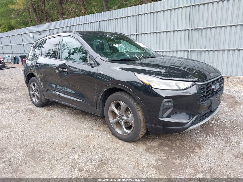 2023 Ford Escape VIN 1FMCU9MN5PUB33699 — IAAI salvage auction photo