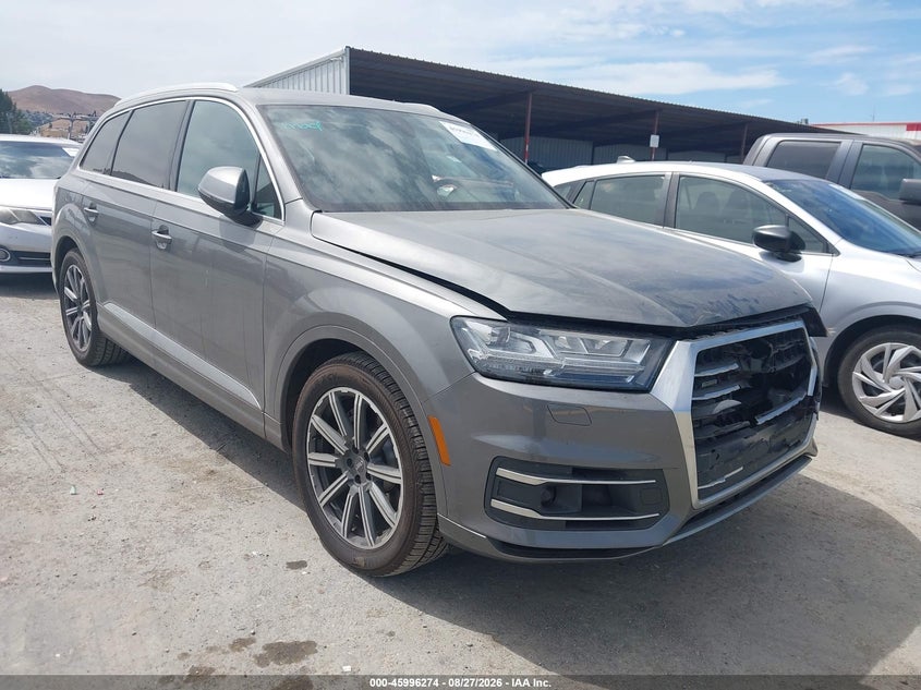 2017 Audi Q7 VIN WA1VAAF73HD000523 IAAI salvage auction — FRONT END, Salvage (California), sold $6,000 on 2026-09-24 (photo 1)
