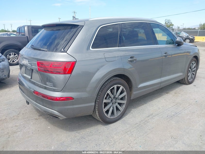 2017 Audi Q7 VIN WA1VAAF73HD000523 IAAI salvage auction — FRONT END, Salvage (California), sold $6,000 on 2026-09-24 (photo 4)