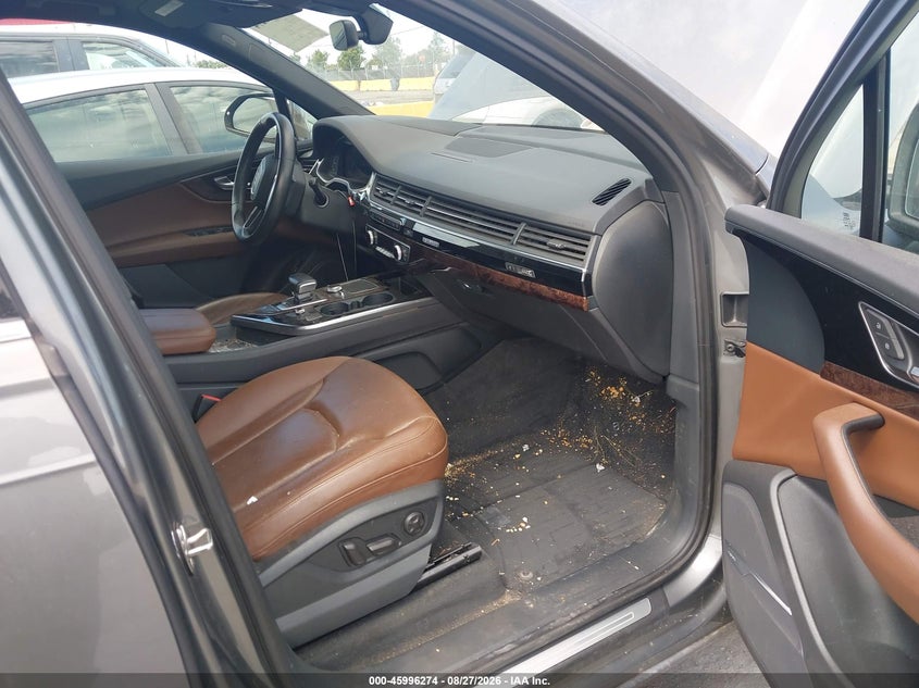 2017 Audi Q7 VIN WA1VAAF73HD000523 IAAI salvage auction — FRONT END, Salvage (California), sold $6,000 on 2026-09-24 (photo 5)