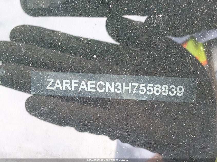 2017 Alfa romeo Giulia VIN ZARFAECN3H7556839 IAAI salvage auction — NORMAL WEAR, Clear-Dealer Only (Texas), sold $6,050 on 2026-09-03 (photo 9)