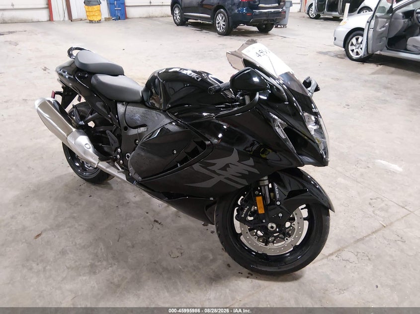 2025 Suzuki Gsx VIN JS1EJ11B0S7100516 IAAI salvage auction — LEFT SIDE, Salvage (Iowa), sold $7,100 on 2026-09-22 (photo 1)